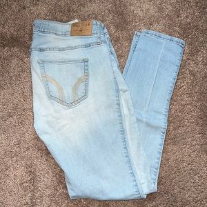 Hollister Light Wash Denim Skinny Jeans
